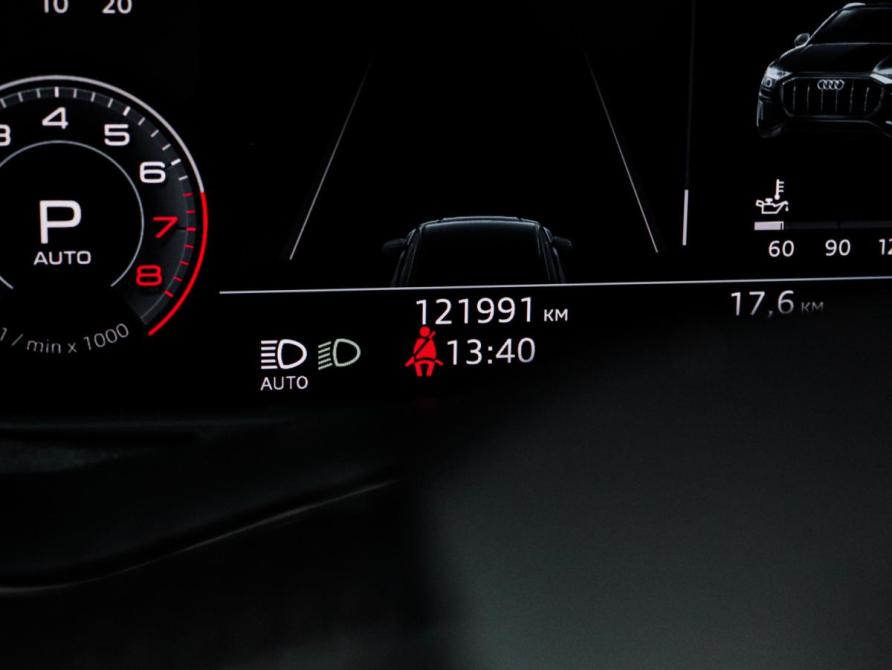 Audi Q8 I (4M) Москва  - изображение 11
