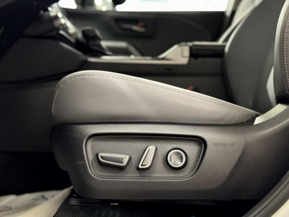 Toyota RAV4 VI (XA60) с пробегом 2026 года, цена 4 250 000 рублей, 120 км, внедорожник, Автокод Объявления