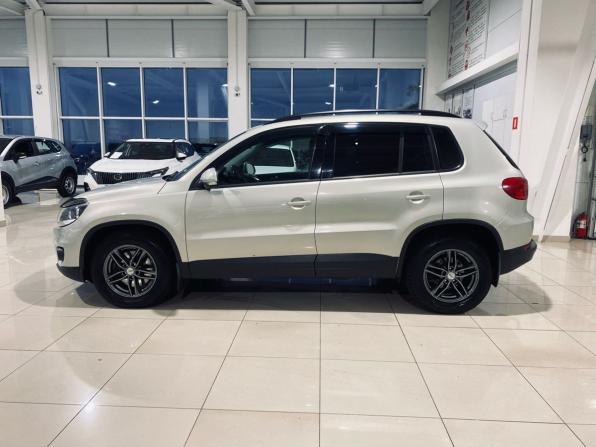 Volkswagen Tiguan I Рестайлинг с пробегом 2012 года, цена 1 150 000 рублей, 211900 км, внедорожник, Автокод Объявления