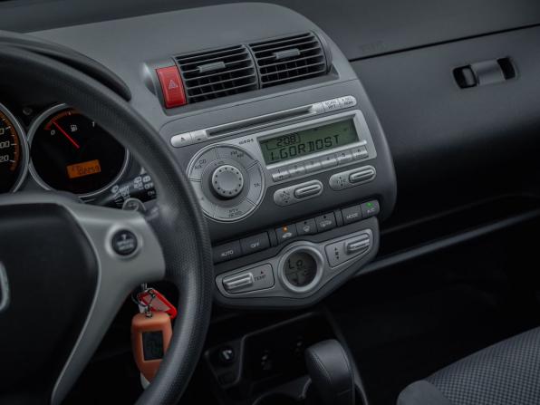 Honda Jazz I Рестайлинг с пробегом 2007 года, цена 599 000 рублей, 102000 км, хэтчбек, Автокод Объявления