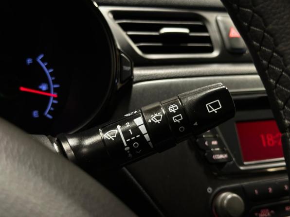 Kia Rio III с пробегом 2013 года, цена 1 049 000 рублей, 108934 км, хэтчбек, Автокод Объявления