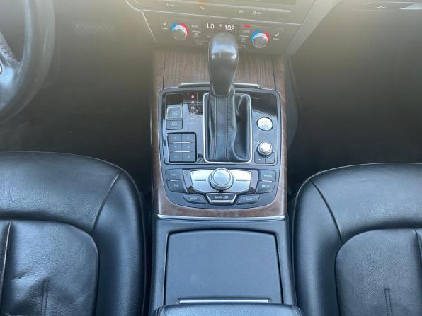 Audi A6 IV (C7) Рестайлинг с пробегом 2015 года, цена 1 965 000 рублей, 222394 км, седан, Автокод Объявления