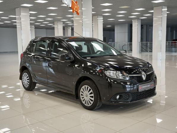 Renault Sandero II с пробегом 2015 года, цена 579 000 рублей, 165826 км, хэтчбек, Автокод Объявления