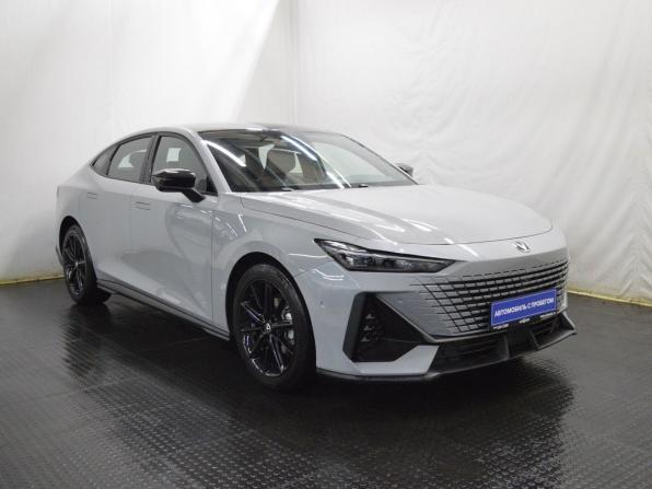 Changan UNI-V I с пробегом 2023 года, цена 2 299 000 рублей, 30243 км, лифтбек, Автокод Объявления
