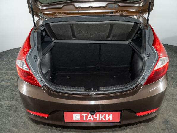 Hyundai Solaris I Рестайлинг с пробегом 2015 года, цена 975 000 рублей, 138454 км, хэтчбек, Автокод Объявления