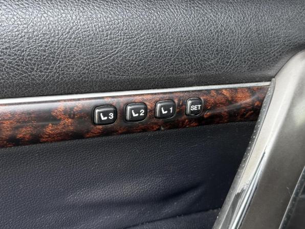 Toyota Land Cruiser 200 Series с пробегом 2011 года, цена 3 550 000 рублей, 253538 км, внедорожник, Автокод Объявления