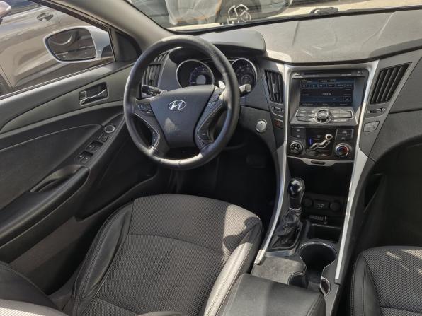 Hyundai Sonata VI (YF) с пробегом 2010 года, цена 1 049 000 рублей, 187824 км, седан, Автокод Объявления