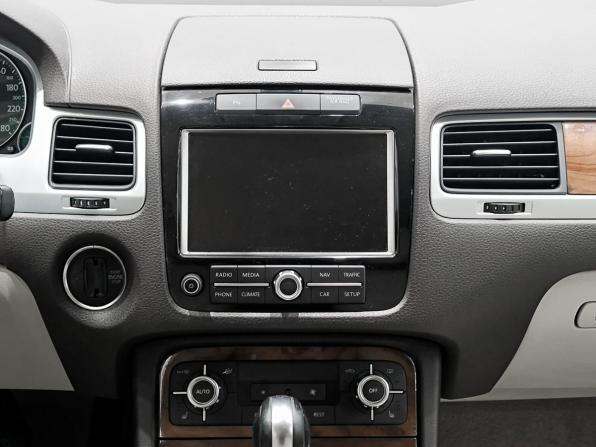 Volkswagen Touareg II с пробегом 2010 года, цена 1 799 000 рублей, 253078 км, внедорожник, Автокод Объявления