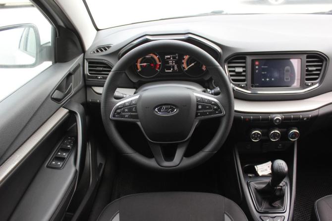Lada (ВАЗ) Vesta I Рестайлинг (NG) с пробегом 2023 года, цена 1 327 000 рублей, 31528 км, седан, Автокод Объявления