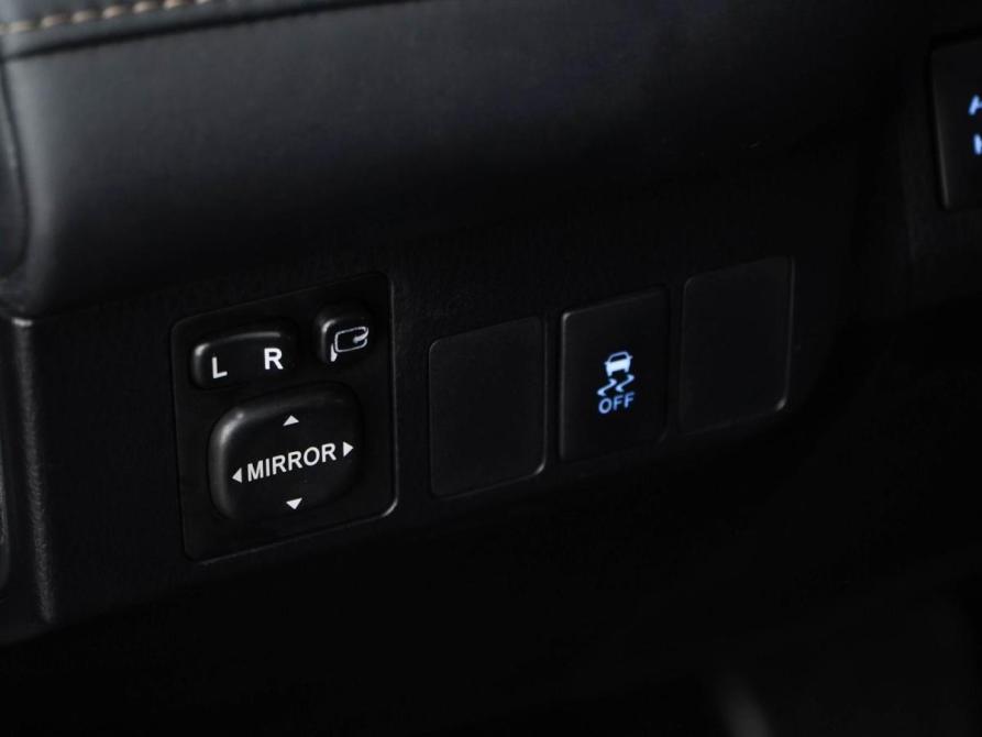 Toyota RAV4 IV (XA40) Москва  - изображение 17