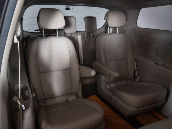 Kia Carnival III с пробегом 2019 года, цена 2 896 000 рублей, 93000 км, минивэн, Автокод Объявления