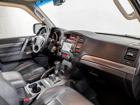 Mitsubishi Pajero IV Рестайлинг 1 с пробегом 2011 года, цена 1 950 000 рублей, 170599 км, внедорожник, Автокод Объявления