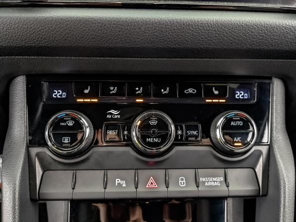Skoda Kodiaq I с пробегом 2021 года, цена 2 483 825 рублей, 142570 км, внедорожник, Автокод Объявления