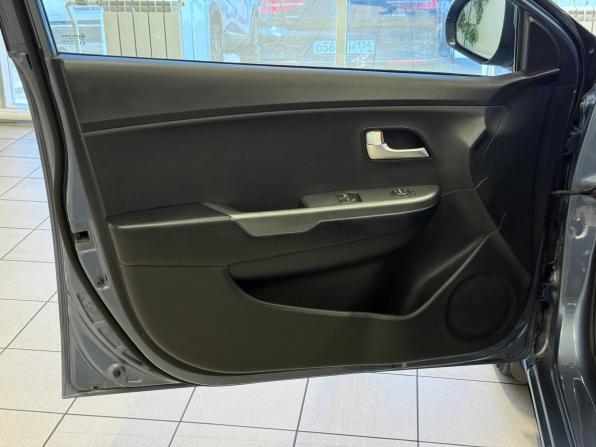 Kia Rio III с пробегом 2013 года, цена 849 000 рублей, 151000 км, седан, Автокод Объявления