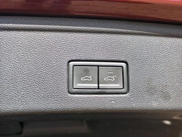 Volkswagen Touareg III с пробегом 2019 года, цена 4 290 000 рублей, 115445 км, внедорожник, Автокод Объявления