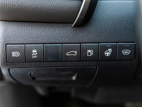Toyota Camry VIII (XV70) с пробегом 2018 года, цена 2 648 000 рублей, 136910 км, седан, Автокод Объявления
