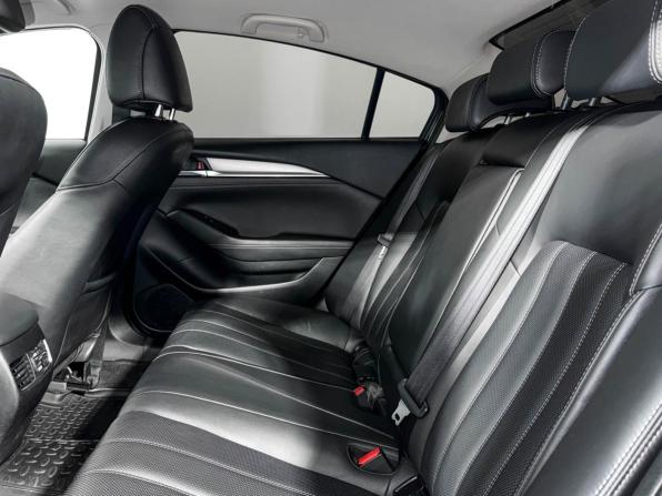 Mazda 6 III (GJ) Рестайлинг 2 с пробегом 2018 года, цена 2 067 980 рублей, 190640 км, седан, Автокод Объявления