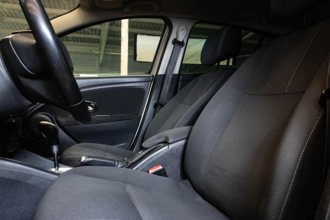 Renault Megane III Рестайлинг с пробегом 2012 года, цена 699 000 рублей, 254776 км, хэтчбек, Автокод Объявления