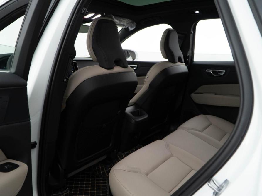 Volvo XC60 II Рестайлинг 2 Москва  - изображение 11
