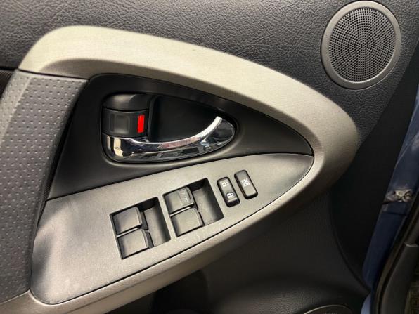 Toyota RAV4 III (XA30) Рестайлинг с пробегом 2011 года, цена 1 519 900 рублей, 223000 км, внедорожник, Автокод Объявления