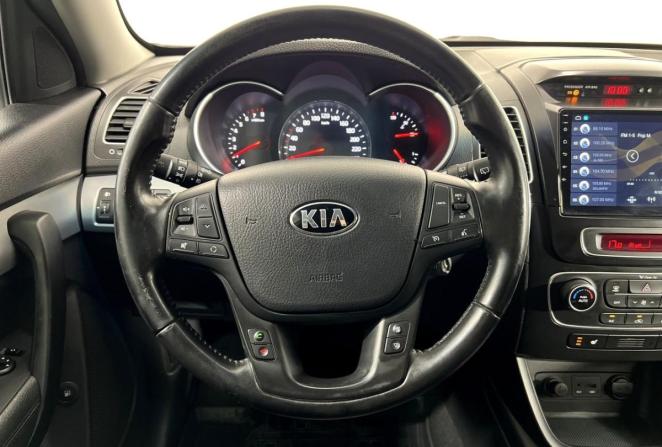 Kia Sorento II Рестайлинг с пробегом 2013 года, цена 1 340 000 рублей, 216819 км, внедорожник, Автокод Объявления