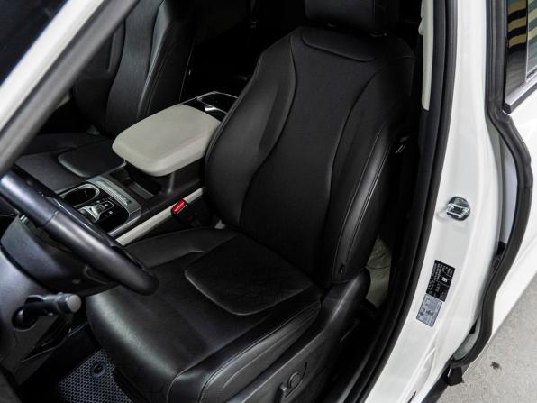 Kia Carnival IV с пробегом 2023 года, цена 4 400 000 рублей, 7547 км, минивэн, Автокод Объявления