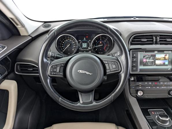 Jaguar F-Pace I с пробегом 2017 года, цена 2 850 000 рублей, 95951 км, внедорожник, Автокод Объявления