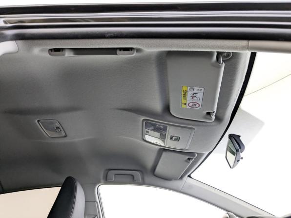 Toyota Corolla XI (E160 E170 E180) Рестайлинг 1 с пробегом 2018 года, цена 1 945 000 рублей, 49594 км, седан, Автокод Объявления