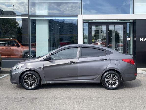 Hyundai Solaris I с пробегом 2012 года, цена 649 000 рублей, 172765 км, седан, Автокод Объявления