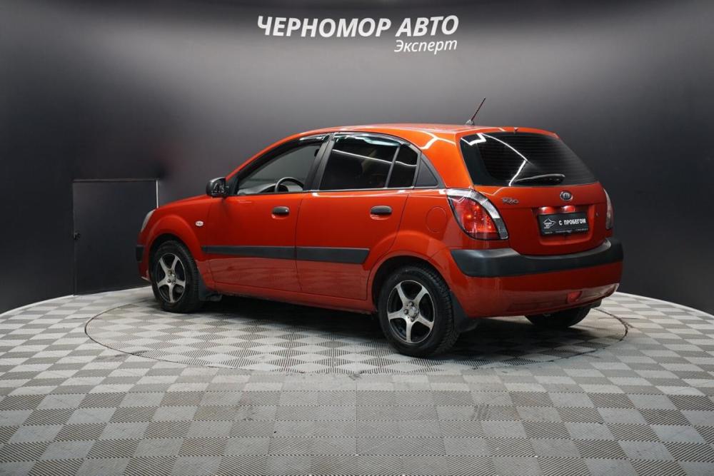 Kia Rio II Крым  - изображение 3