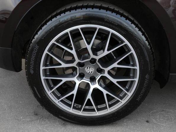 Porsche Macan I с пробегом 2018 года, цена 3 798 000 рублей, 95002 км, внедорожник, Автокод Объявления