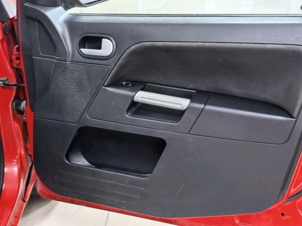 Ford Fusion I Рестайлинг с пробегом 2008 года, цена 360 000 рублей, 196395 км, хэтчбек, Автокод Объявления