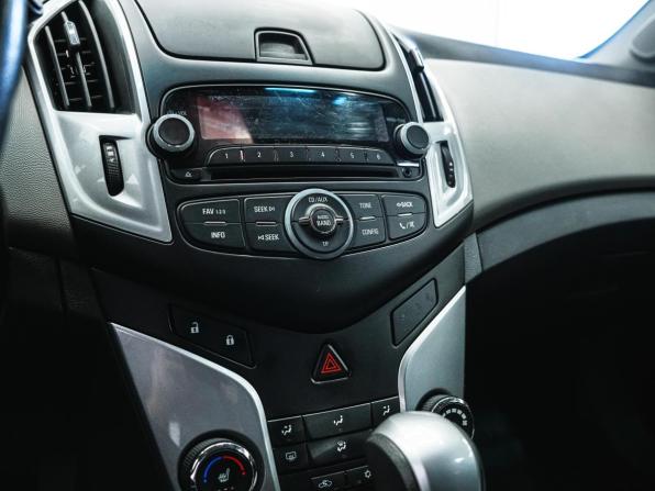 Chevrolet Cruze I Рестайлинг с пробегом 2012 года, цена 750 000 рублей, 171835 км, хэтчбек, Автокод Объявления