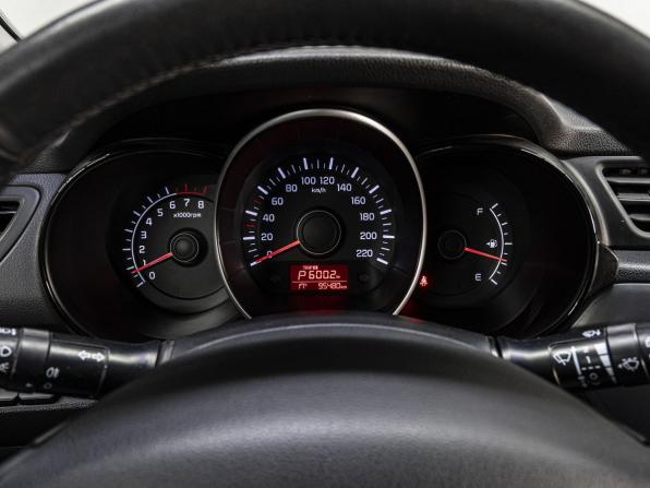 Kia Rio III Рестайлинг с пробегом 2016 года, цена 780 000 рублей, 95477 км, хэтчбек, Автокод Объявления