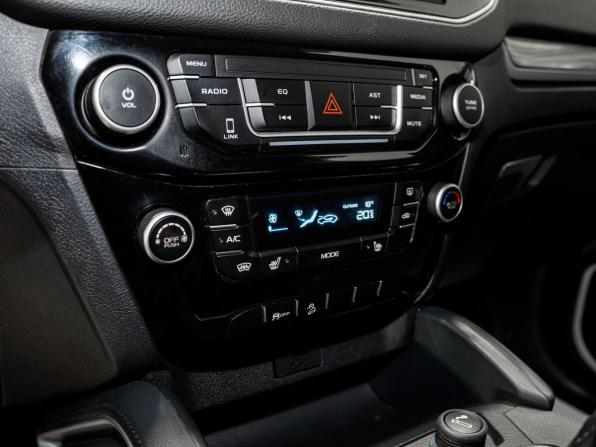 Geely Emgrand X7 I Рестайлинг 2 с пробегом 2019 года, цена 1 035 000 рублей, 177879 км, внедорожник, Автокод Объявления