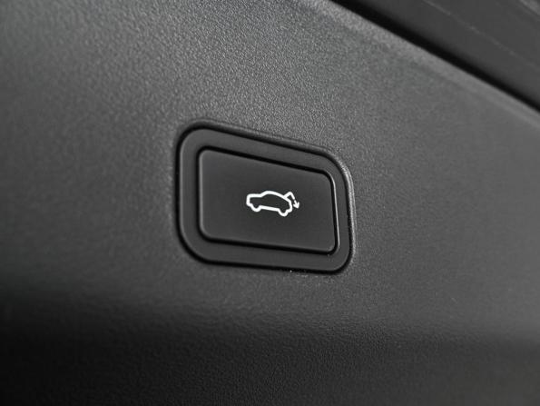 Geely Monjaro I с пробегом 2023 года, цена 3 199 000 рублей, 61053 км, внедорожник, Автокод Объявления
