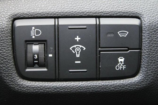 Hyundai Creta I с пробегом 2017 года, цена 1 690 000 рублей, 92000 км, внедорожник, Автокод Объявления