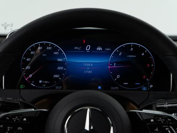 Mercedes-Benz E-Класс V (W213 S213 C238) Рестайлинг с пробегом 2024 года, цена 6 893 055 рублей, 17580 км, седан, Автокод Объявления