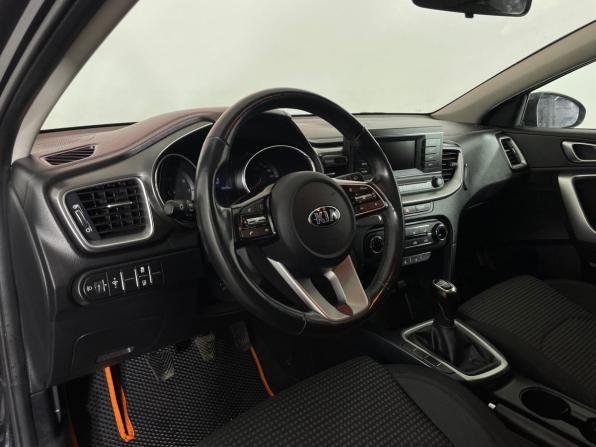 Kia Ceed III с пробегом 2020 года, цена 1 777 000 рублей, 55072 км, хэтчбек, Автокод Объявления