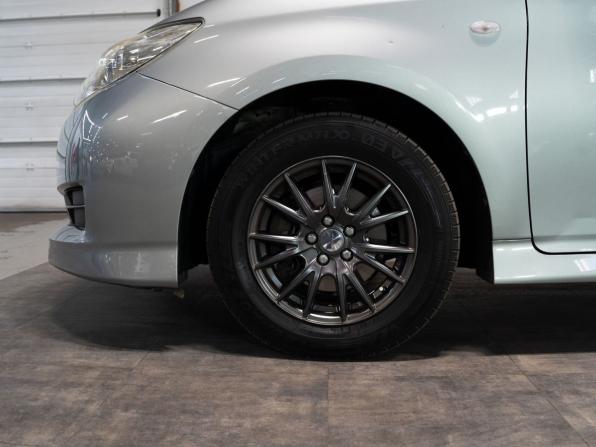 Toyota Wish II с пробегом 2009 года, цена 1 300 000 рублей, 65209 км, минивэн, Автокод Объявления