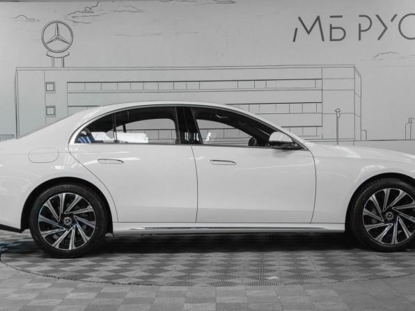 Новый Mercedes-Benz E-Класс VI (W214 S214) 2025 года, цена 10 573 000 рублей, седан, Автокод Объявления