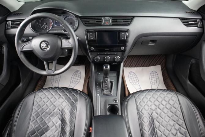 Skoda Octavia III (A7) Рестайлинг с пробегом 2020 года, цена 1 829 000 рублей, 70244 км, лифтбек, Автокод Объявления