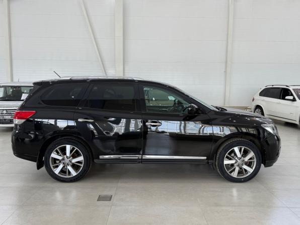Nissan Pathfinder IV с пробегом 2015 года, цена 1 945 000 рублей, 105659 км, внедорожник, Автокод Объявления
