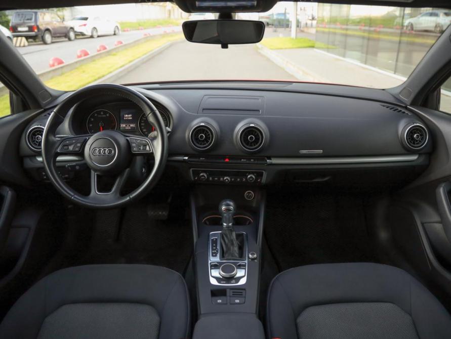 Audi A3 III (8V) Рестайлинг Санкт-Петербург  - изображение 12