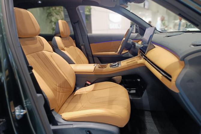 Новый Geely EX5 EM-i 2026 года, цена 3 924 990 рублей, внедорожник, Автокод Объявления