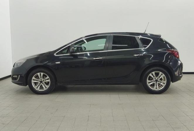 Opel Astra J Рестайлинг с пробегом 2013 года, цена 579 000 рублей, 198050 км, хэтчбек, Автокод Объявления