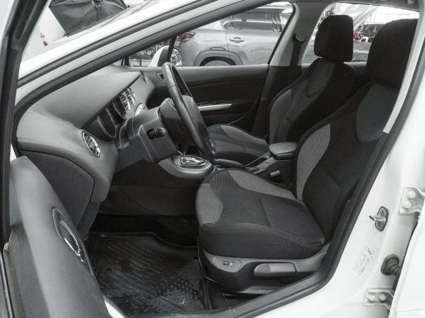 Peugeot 308 I Рестайлинг с пробегом 2012 года, цена 679 000 рублей, 140439 км, хэтчбек, Автокод Объявления