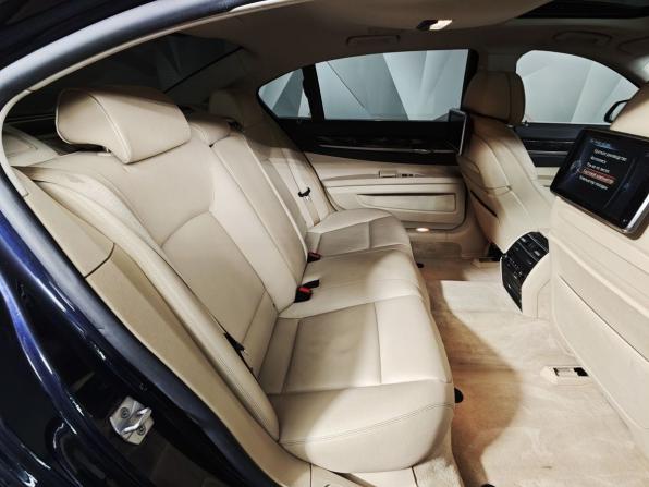 BMW 7 серии V (F01/F02/F04) Рестайлинг с пробегом 2014 года, цена 1 593 000 рублей, 297157 км, седан, Автокод Объявления