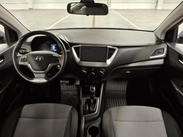 Hyundai Solaris II с пробегом 2017 года, цена 1 450 000 рублей, 47805 км, седан, Автокод Объявления