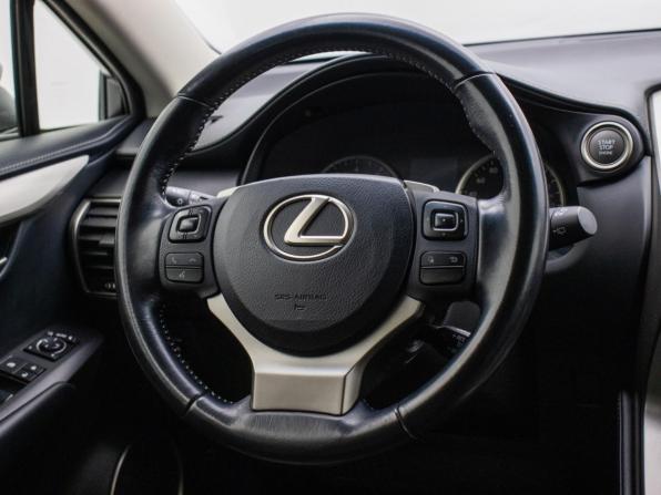Lexus NX I с пробегом 2015 года, цена 2 639 000 рублей, 68968 км, внедорожник, Автокод Объявления